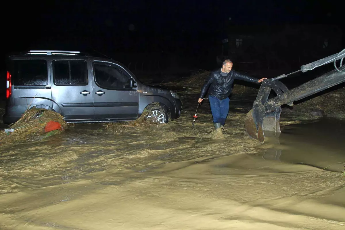 Ayvalık, Sel Sularına Teslim Oldu