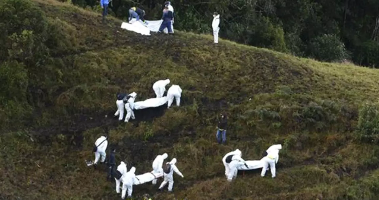 Chapecoense Takımı Futbolcularını Taşıyan Uçak Düştü, 5 Kişi Kurtuldu