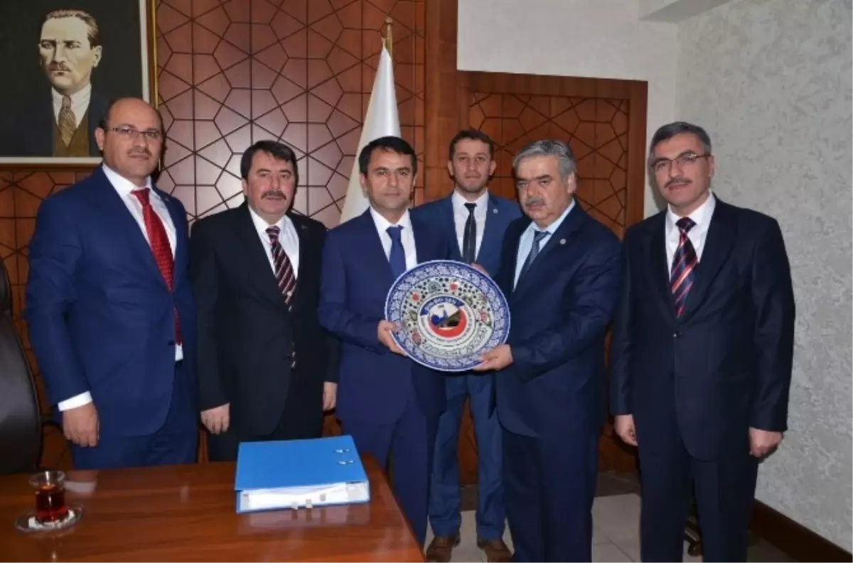 Din-Bir-Sen Heyeti Vali Aktaş'ı Ziyaret Etti