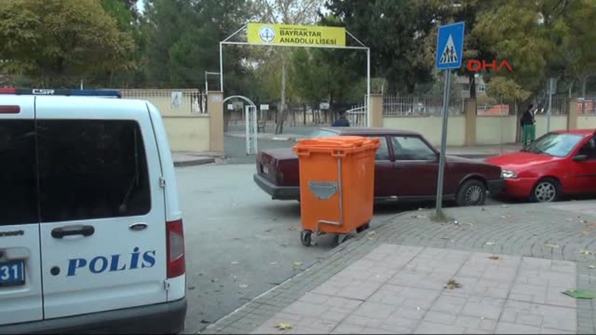 Gaziantep\'te Okul Çevrelerinde Huzur Operasyonu