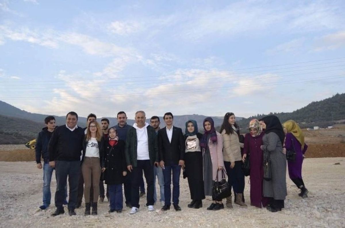 Gençlerden Bayırköy Beldesi\'ne Ziyaret