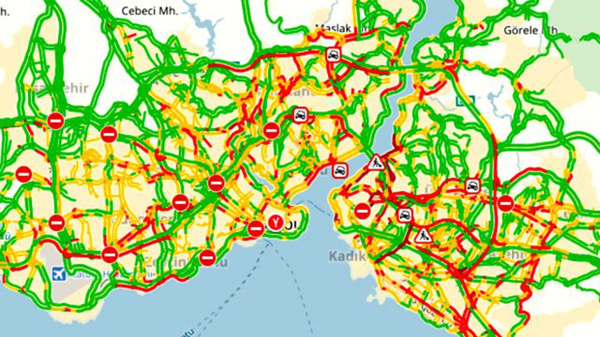 İDO seferleri iptal, trafikte de yoğunluk yaşanıyor