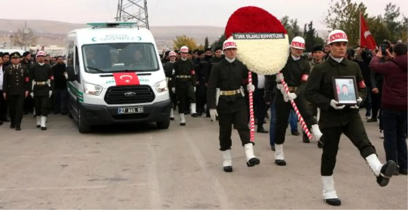 Şehit Uzman Çavuş Özel, Gaziantep\'te Toprağa Verildi