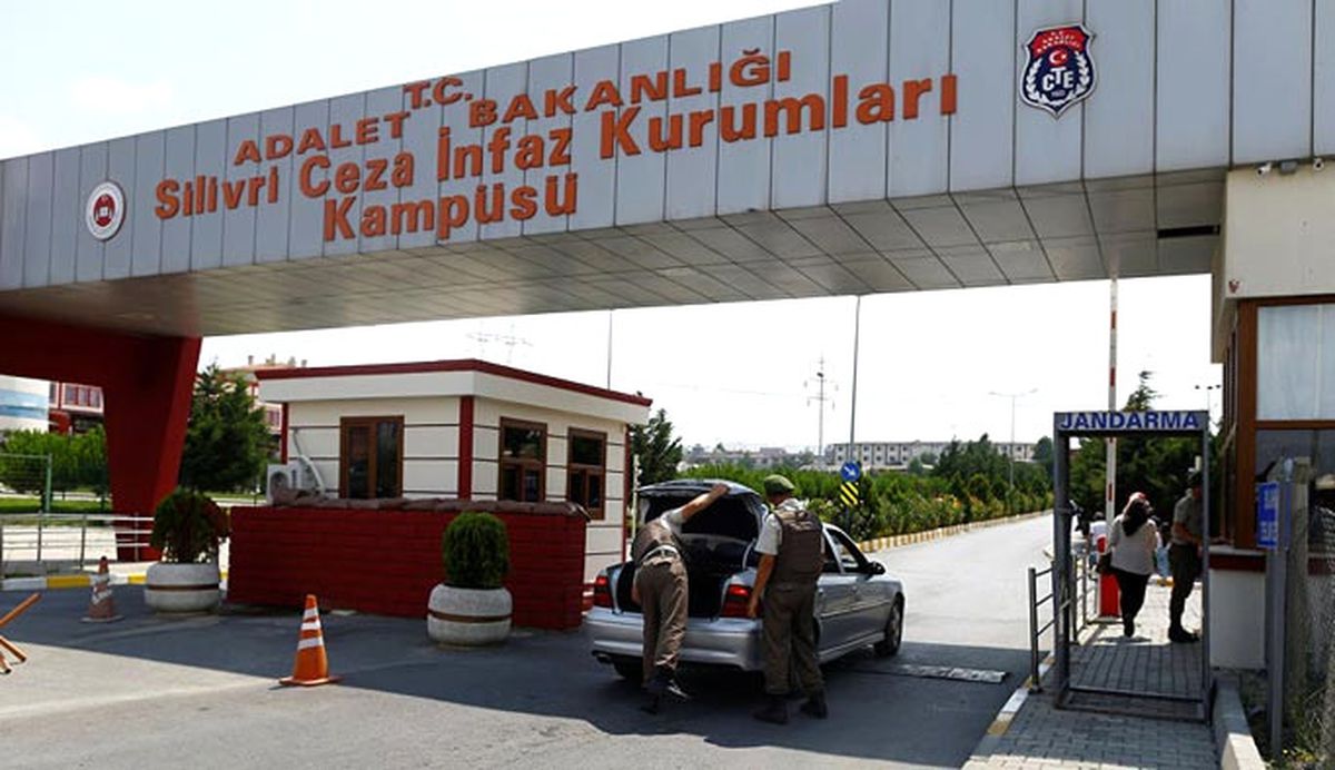 Silivri Cezaevi\'nde Hareketlilik