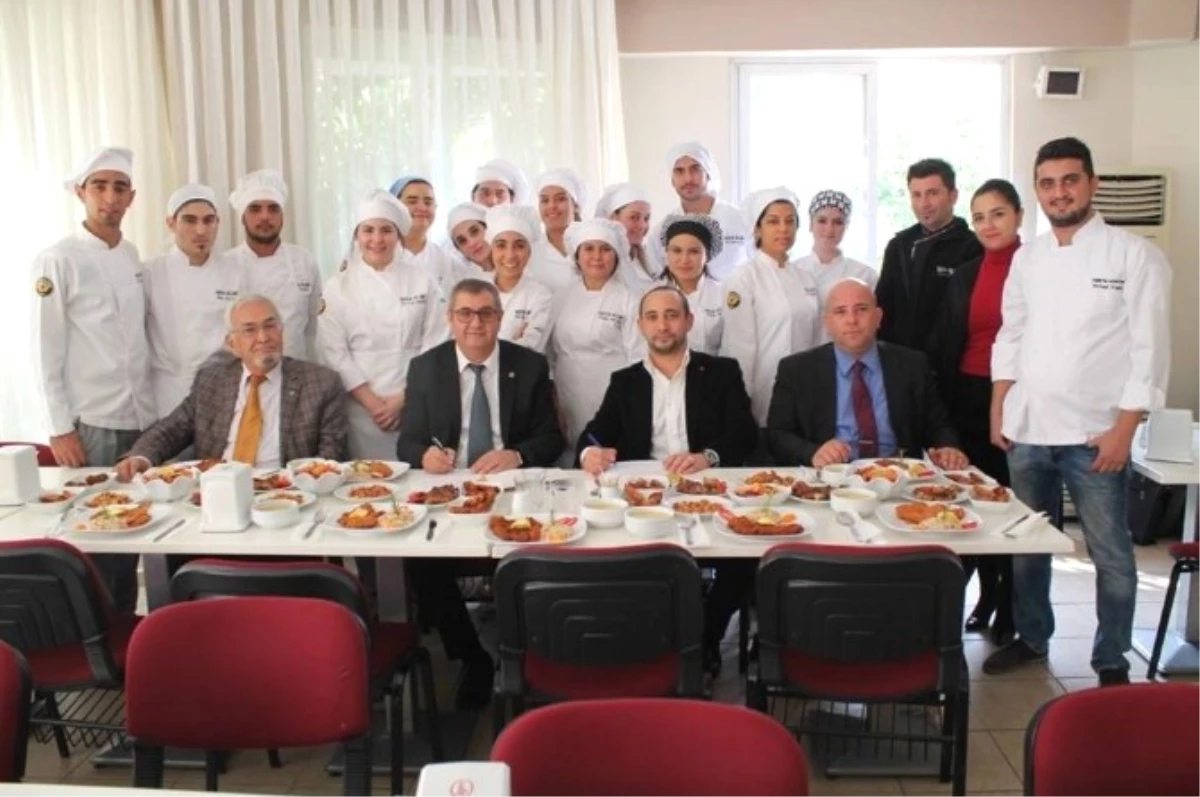 Toros Üniversitesi, Wo-Wo Brasserie ve Artica Catering ile İşbirliği Protokolü İmzaladı