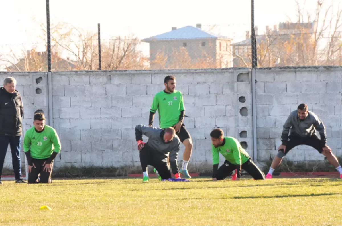 Van Büyükşehir Belediyespor\'da Cizrespor Hazırlıkları Başladı