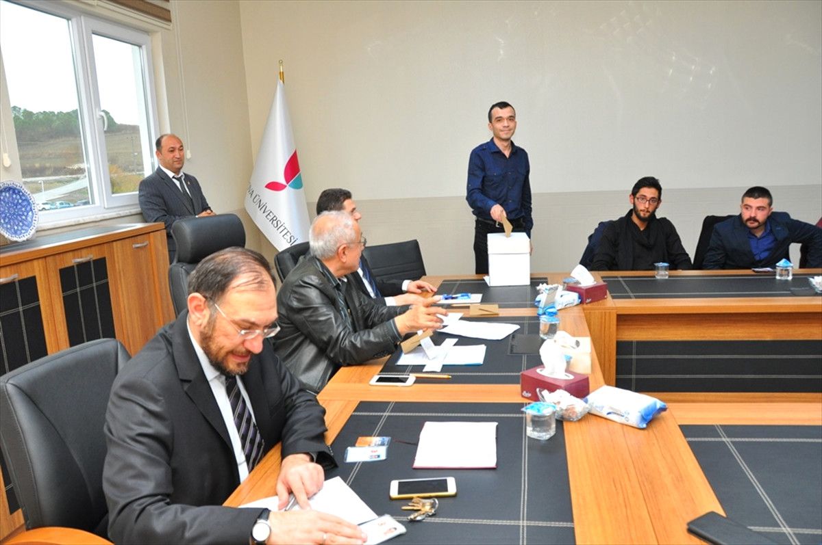 Yalova Üniversitesinde Öğrenci Konseyi Seçimleri