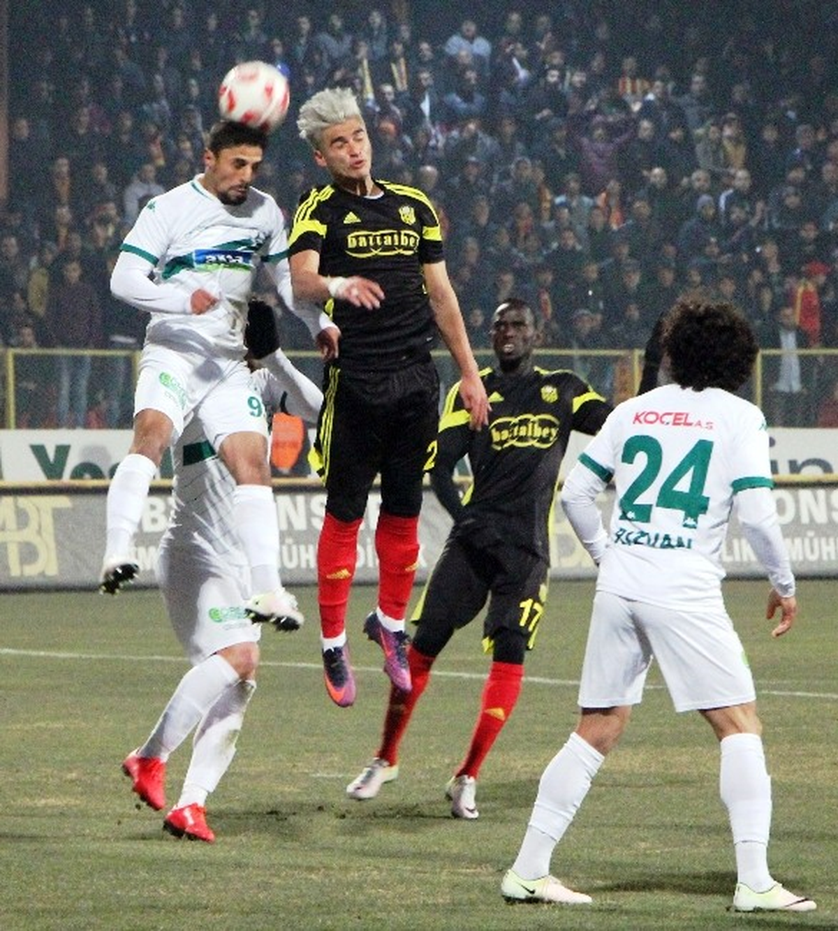 Yeni Malatyaspor\'un İç Sahadaki Yenilgisizliği Sürüyor