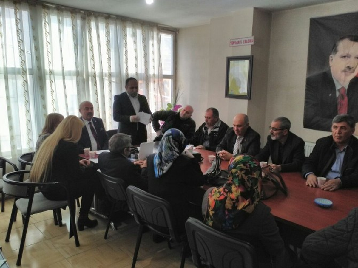 AK Parti\'den İstişare Toplantısı