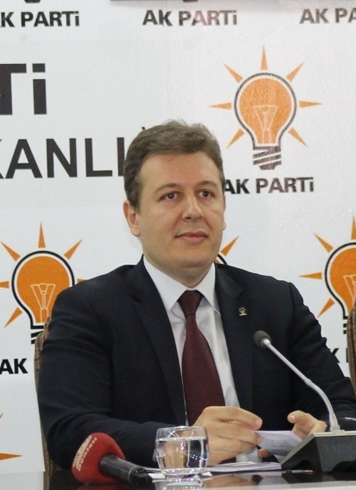 Ak Partili Necip Filiz\'den Kılıçdaroğlu\'na İstifa Tepkisi