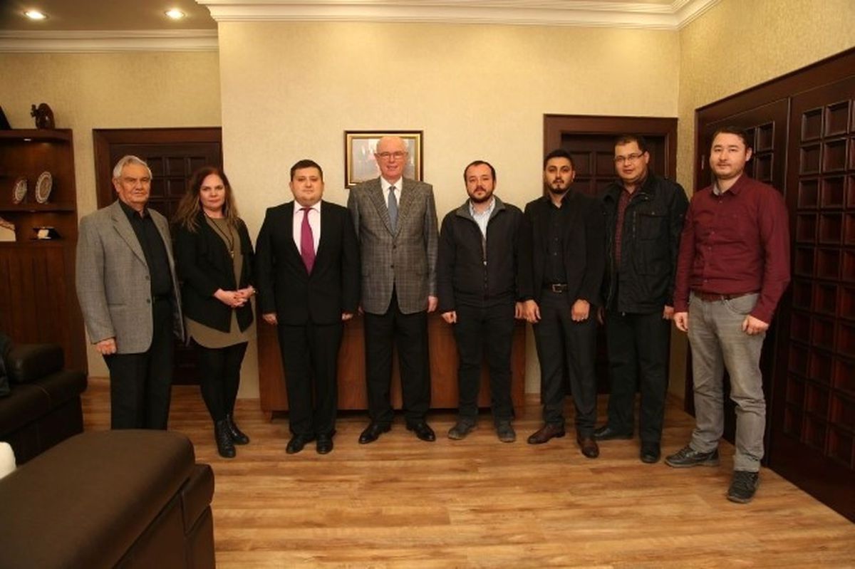 Başkan Kurt Jeofizikçilerle Görüştü
