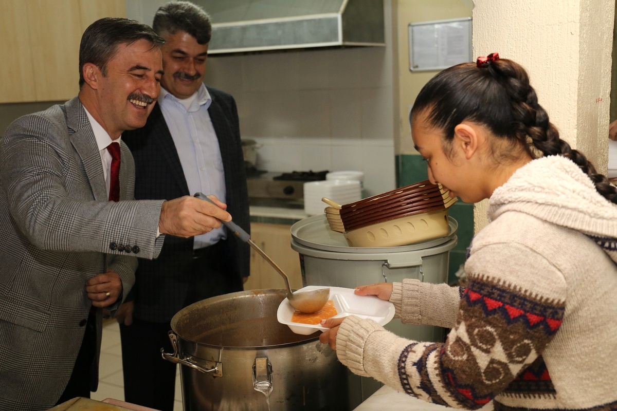Başkan Şirin\'den Özel Öğrencilere Tam Destek