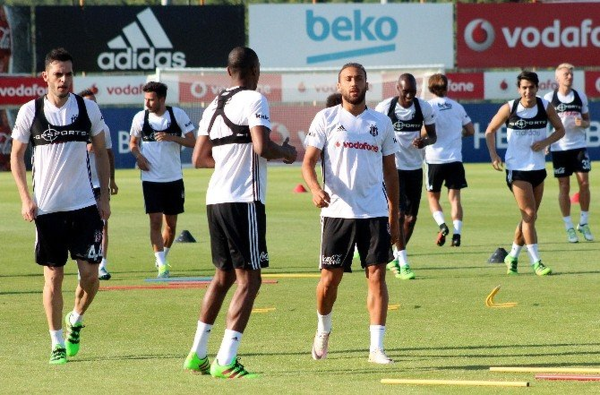 Beşiktaş\'ın Derbi Kadrosu Şekillendi
