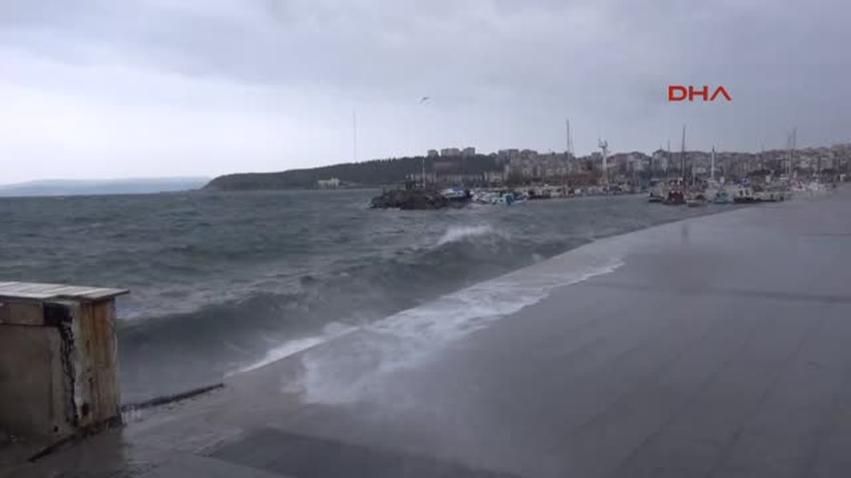Çanakkale\'de Ada Seferlerine Fırtına Engeli