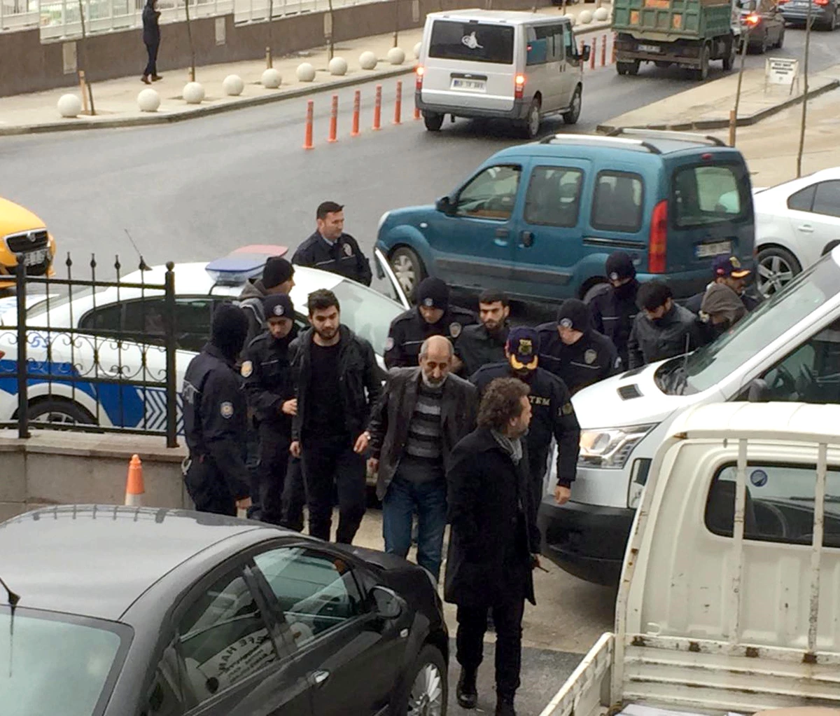 Çerkezköy\'de PKK Operasyonunda Gözaltına Alınan 9 Kişi Adliyede