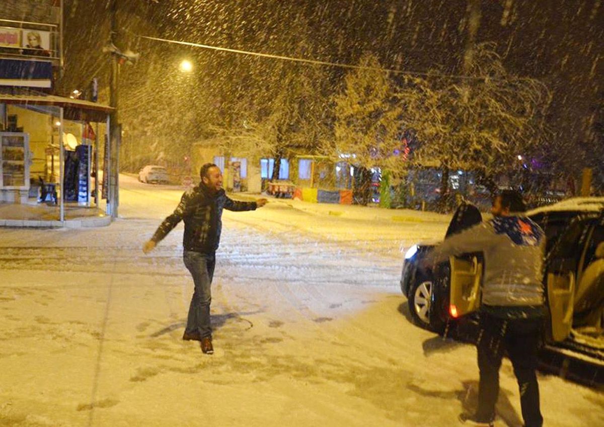 Denizli\'ye Yılın İlk Karı Yağdı