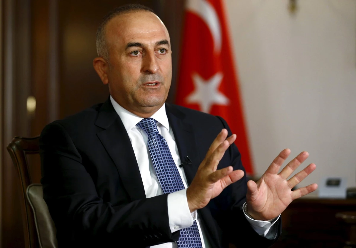 Dışişleri Bakanı Çavuşoğlu, Makamında Hicab\'ı Kabul Etti
