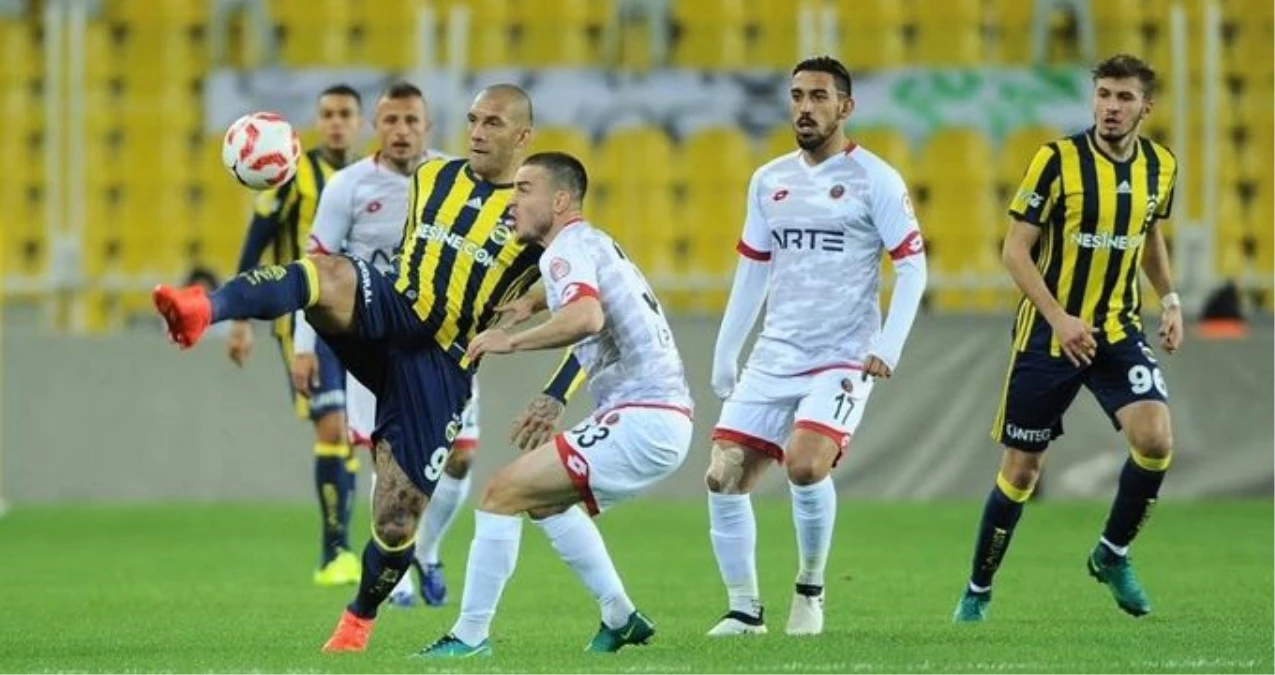 Fenerbahçe, Evinde Gençlerbirliği\'ne 2-1 Yenildi