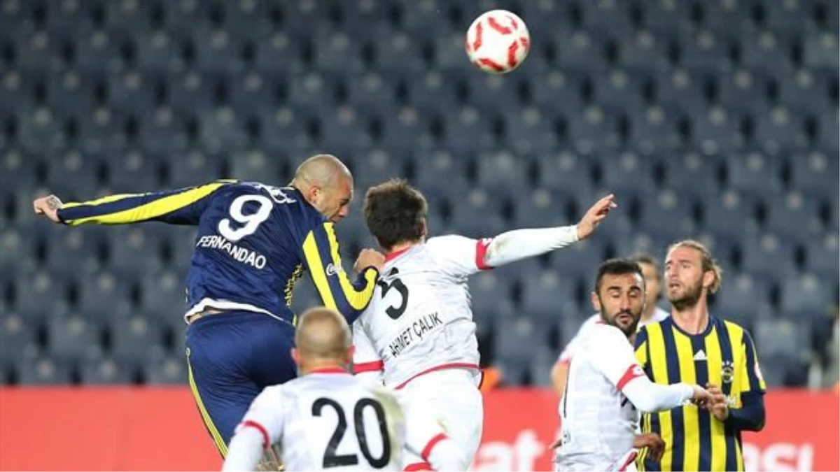 Fenerbahçe\'nin Galibiyet Serisini Gençlerbirliği Bitirdi