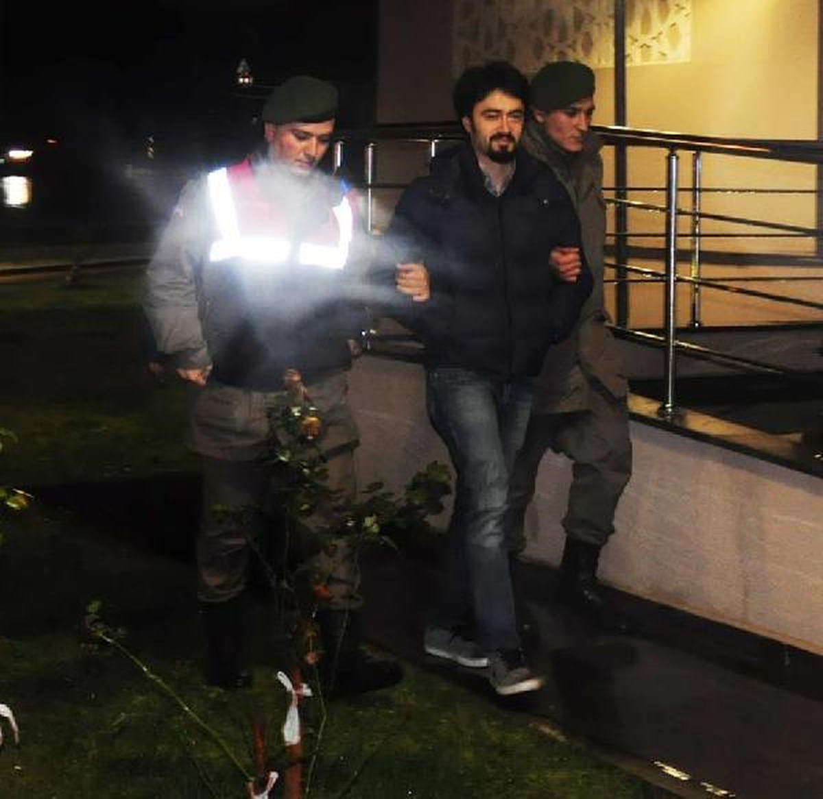 Fetö\'den Aranan Memur Yakalandı