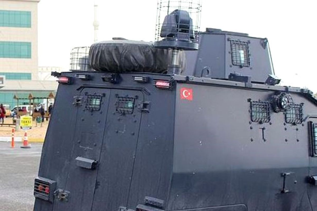 Flaş