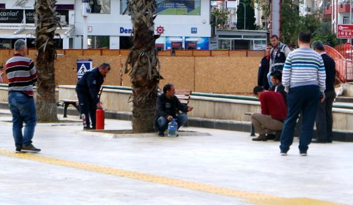 İşsiz Kalınca Kendini Yakmaya Kalkıştı