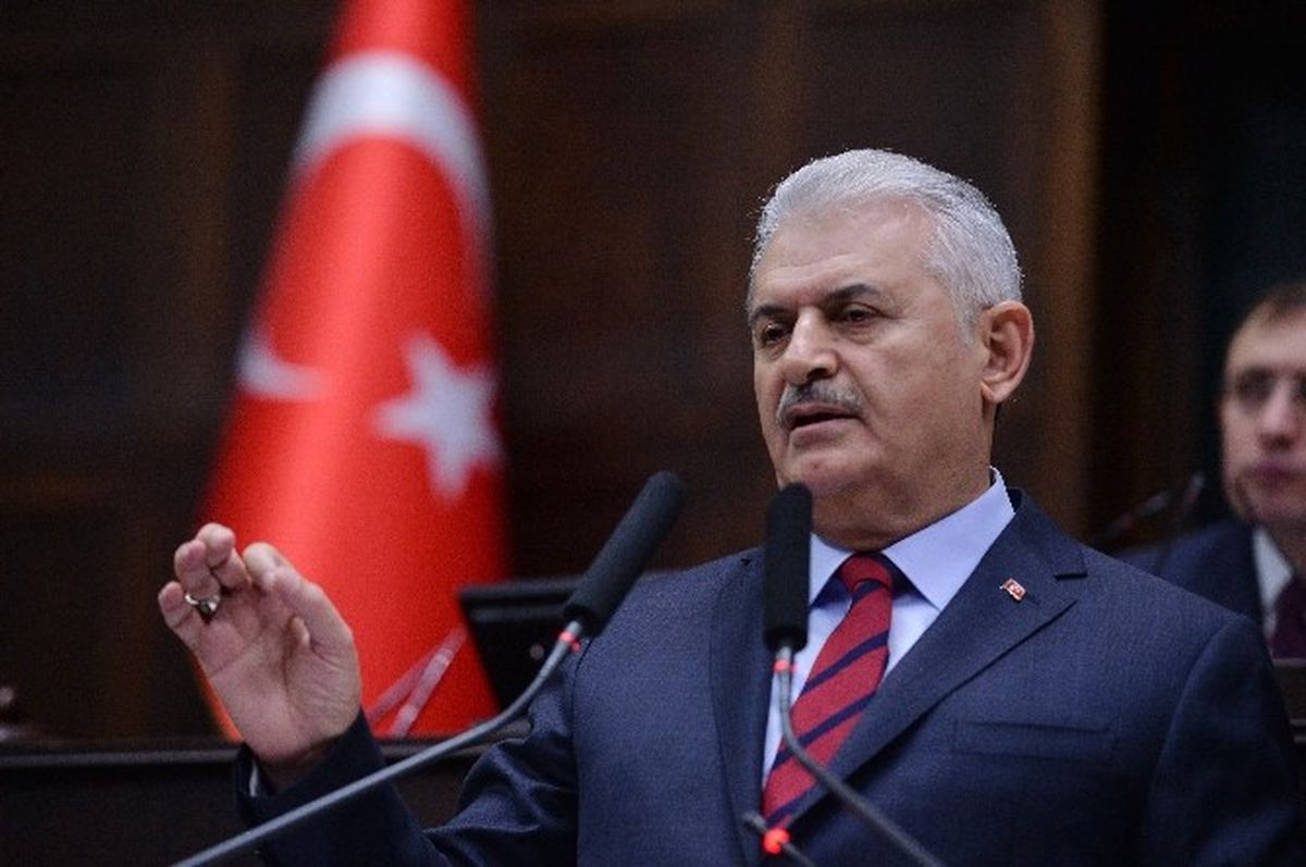 İzto\'dan Başbakan Yıldırım\'a \'İzmir Şehrine Katkı\' Ödülü