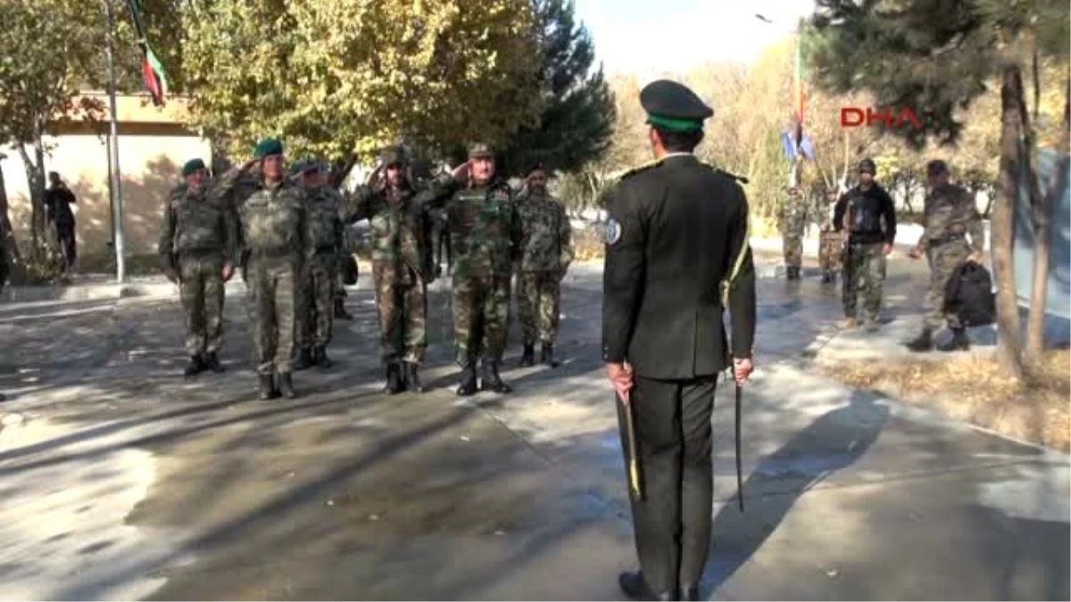 Kabil Askeri Lisesi Öğrencileri Diplomalarını Türk Komutanlarından Aldı