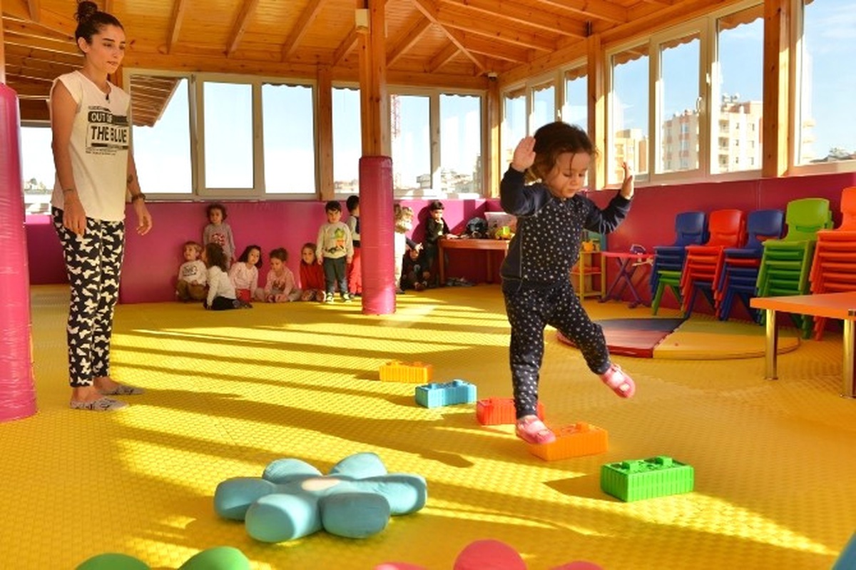 Konyaaltı Kreşleri Güne Spor ile Başlıyor