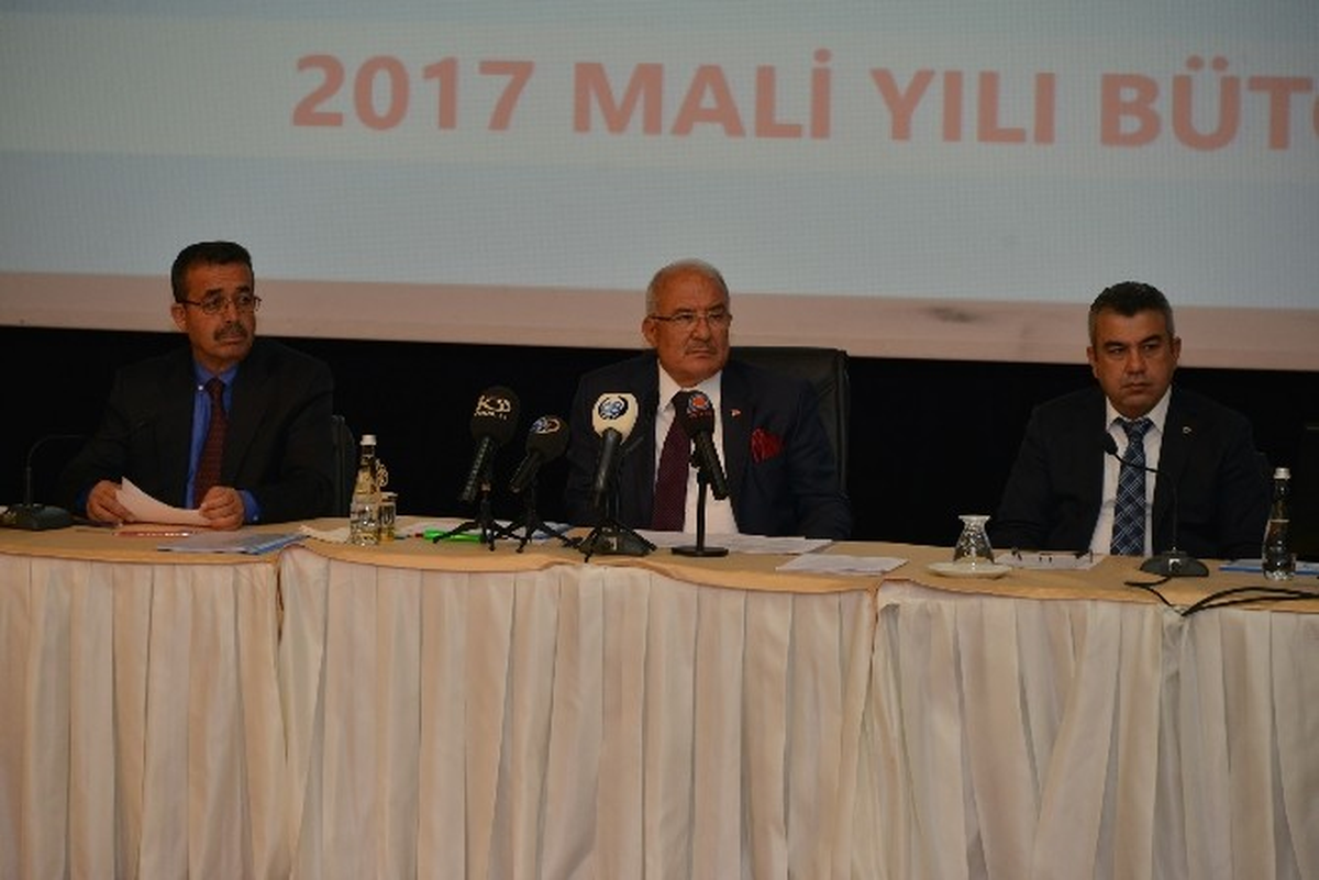 Mersin Büyükşehir Belediyesi\'nin 2017 Bütçesi 1 Milyar 242 Milyon Lira