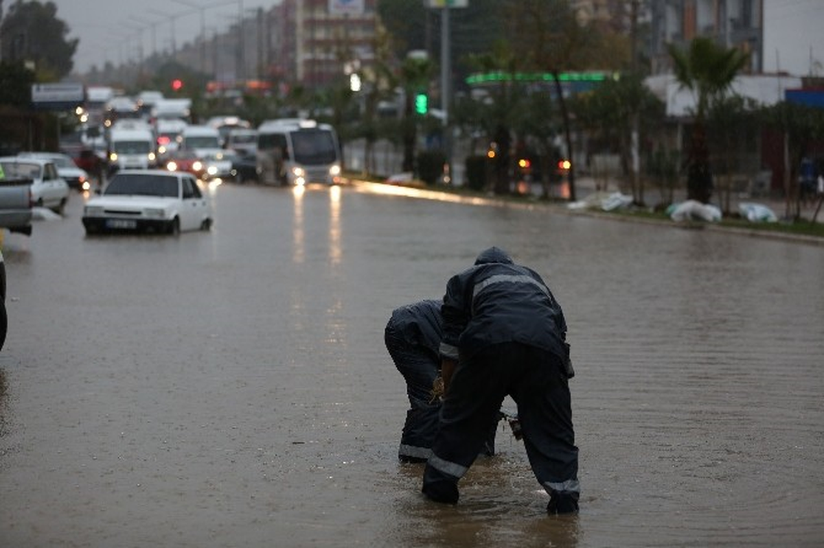 Milas\'taki Su Taşkınlarına Anında Müdahale