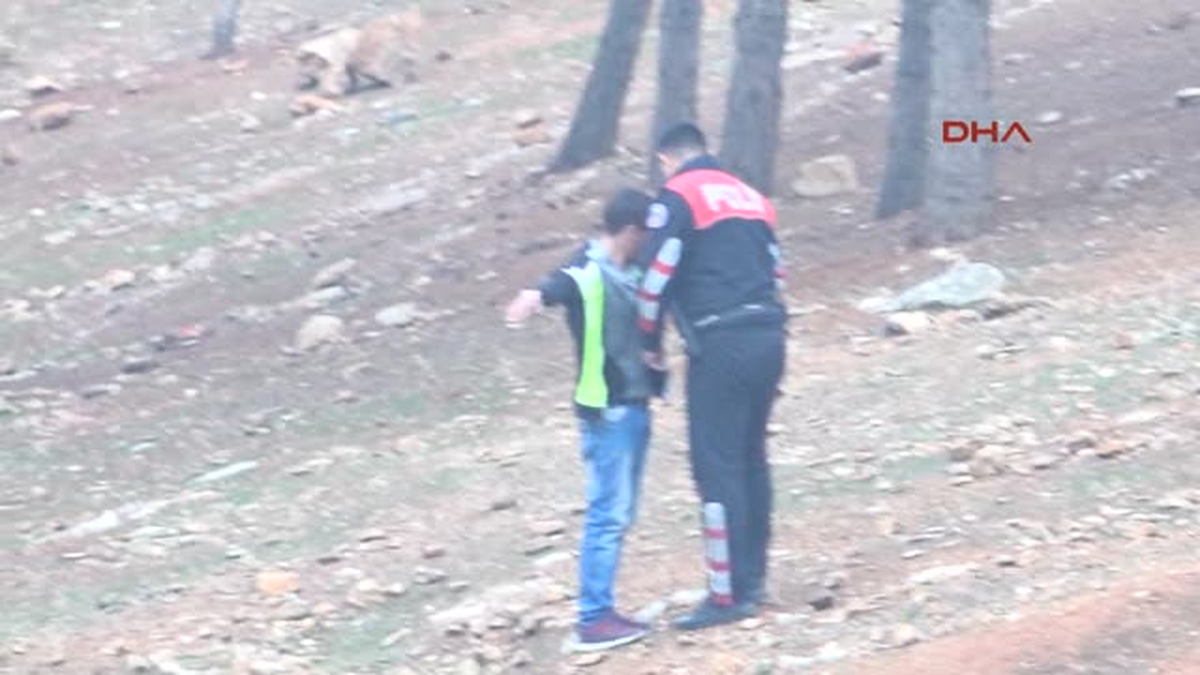 Şanlıurfa\'da Teröristler Polis Aracına Saldırdı: 3 Polis Yaralı