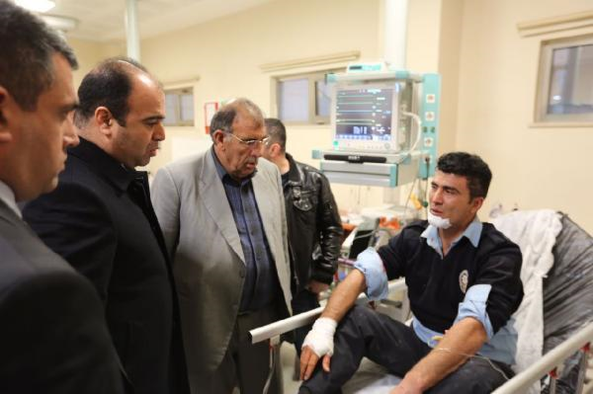 Şanlıurfa\'da Teröristler Polis Aracına Saldırdı: 3 Polis Yaralı (5)