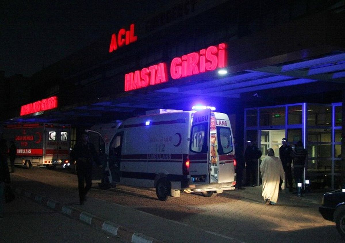 Suriye\'de Çatışmalarda Yaralanan 9 Suriyeli Kilis\'e Getirildi