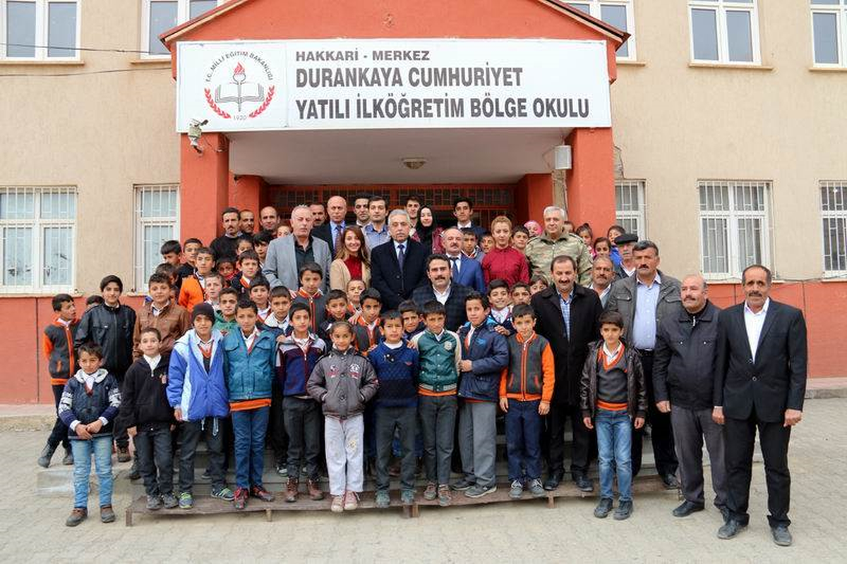 Vali Toprak Durankaya Beldesini Ziyaret Etti