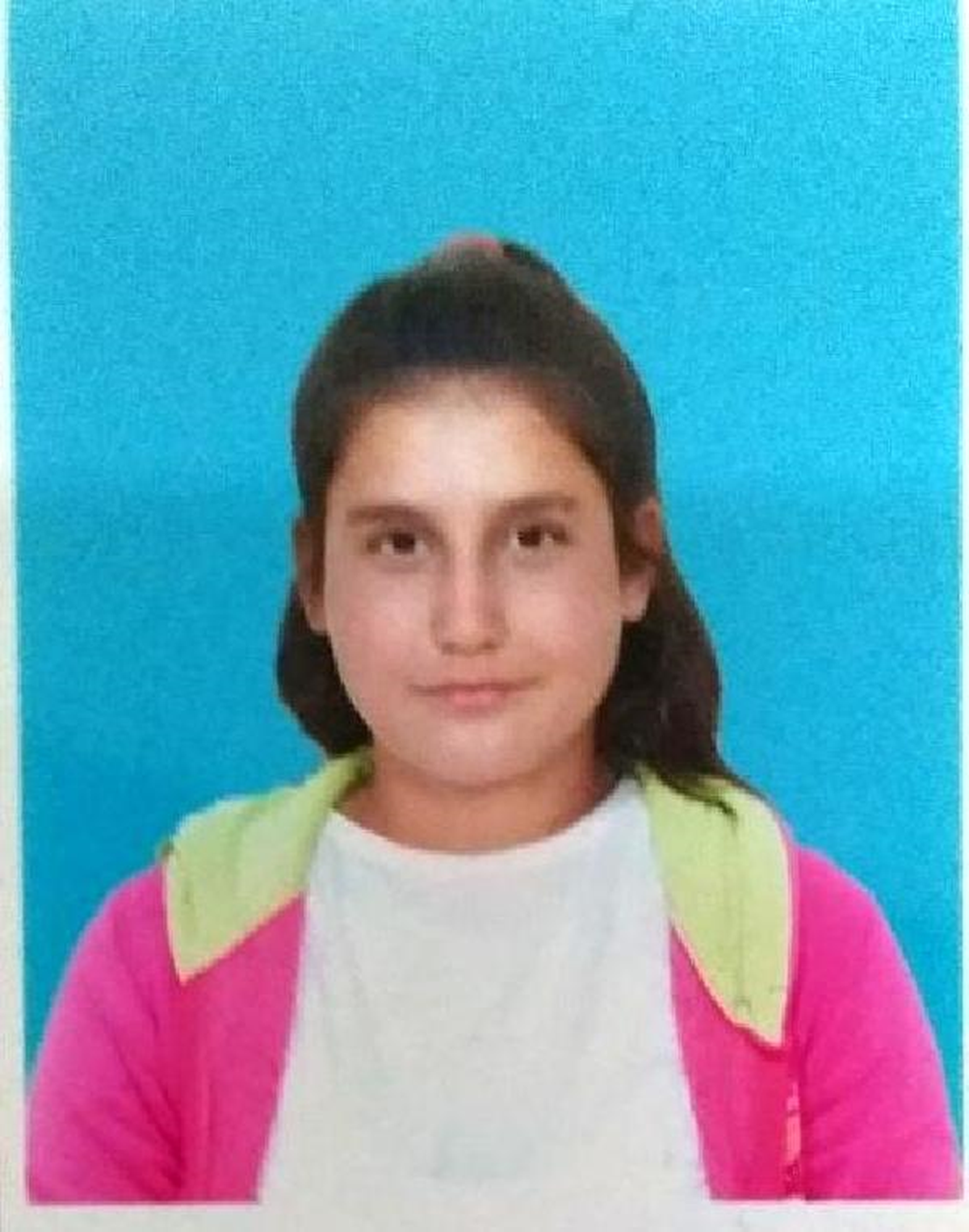 Yurt Yangınında Ölen Kızların Cesetleri Birbirine Sarılı Bulundu