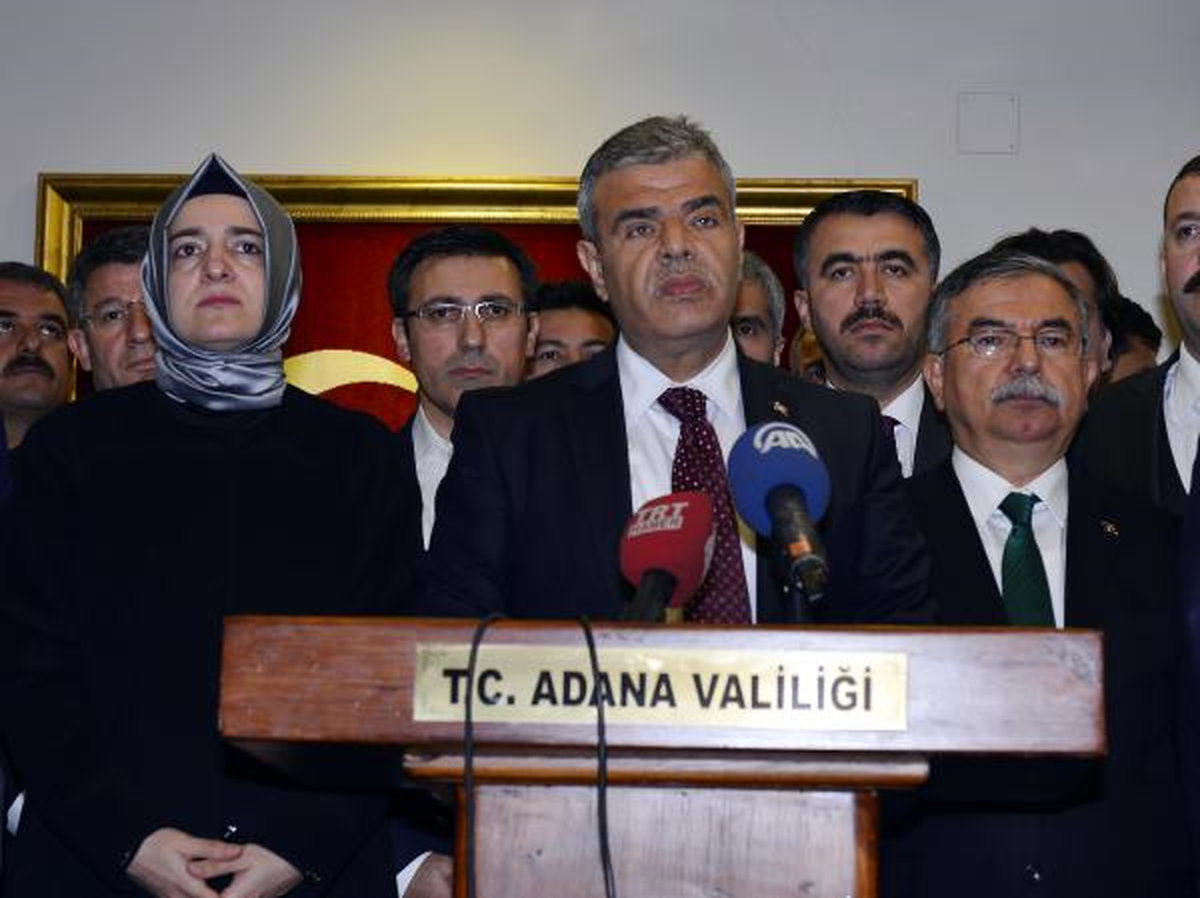 Yurt Yangınında Ölen Kızların Cesetleri Birbirine Sarılı Bulundu (12)