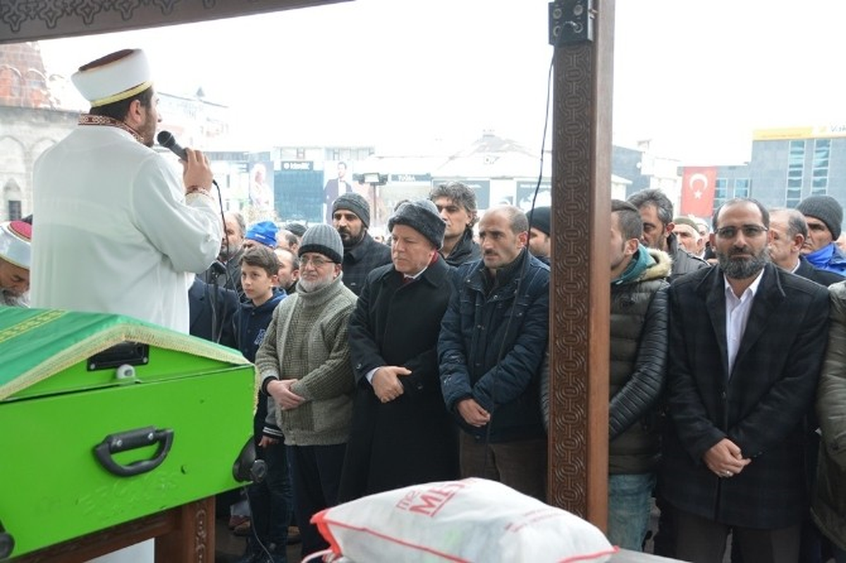 15 Temmuz\'un Sembol İsmi 95 Yaşındaki \'Dadaş İbrahim\' Dede Son Yolculuğuna Uğurlandı