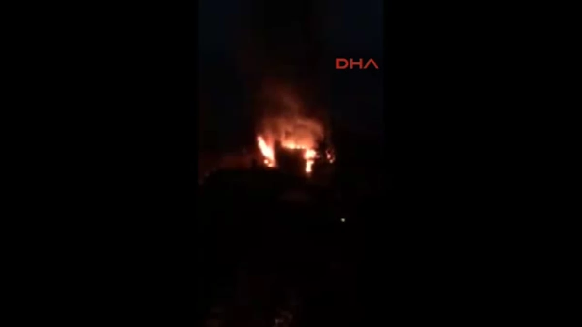 Adana Aladağ\'da Ev Yangını Korkuttu