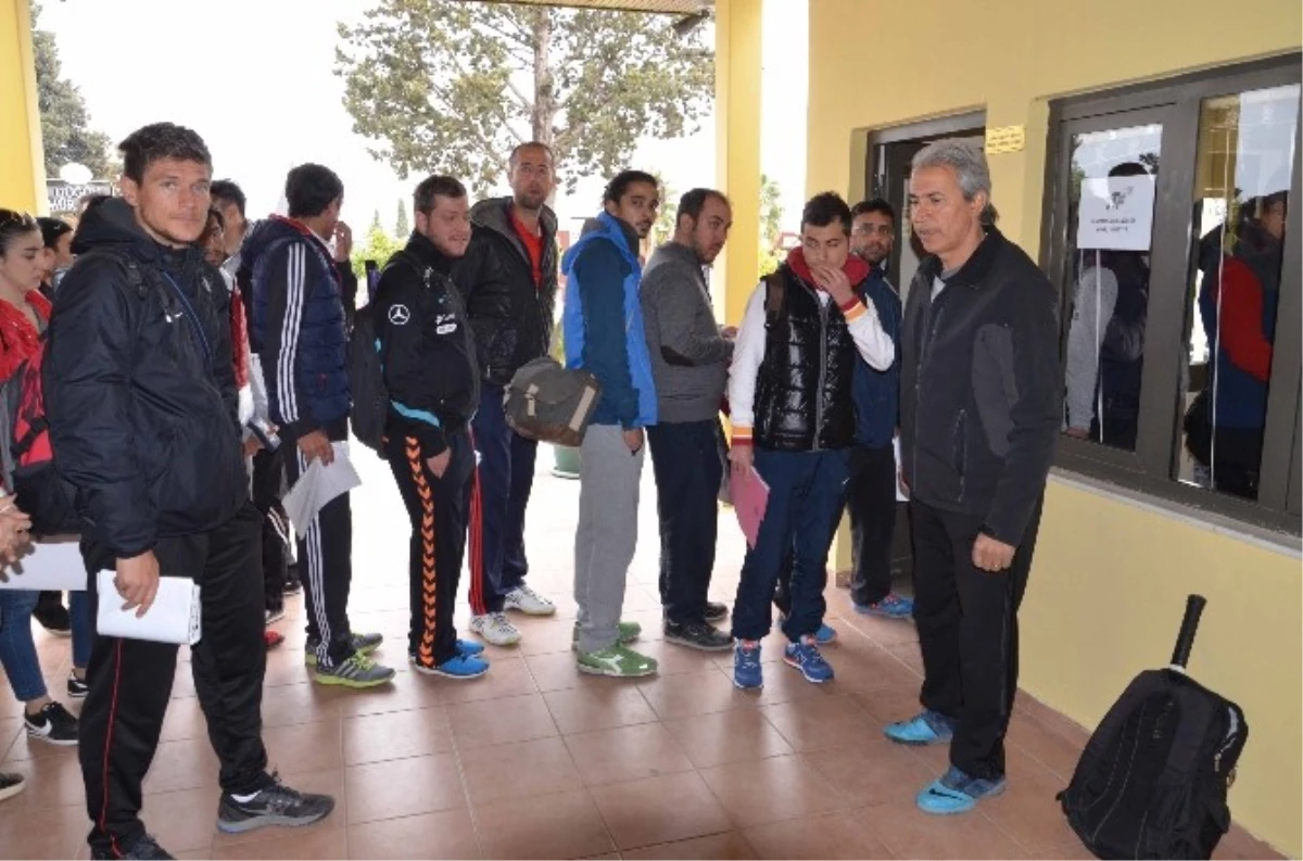 Adana\'da Tenis 1. Kademe Antrenör Kursu Başladı