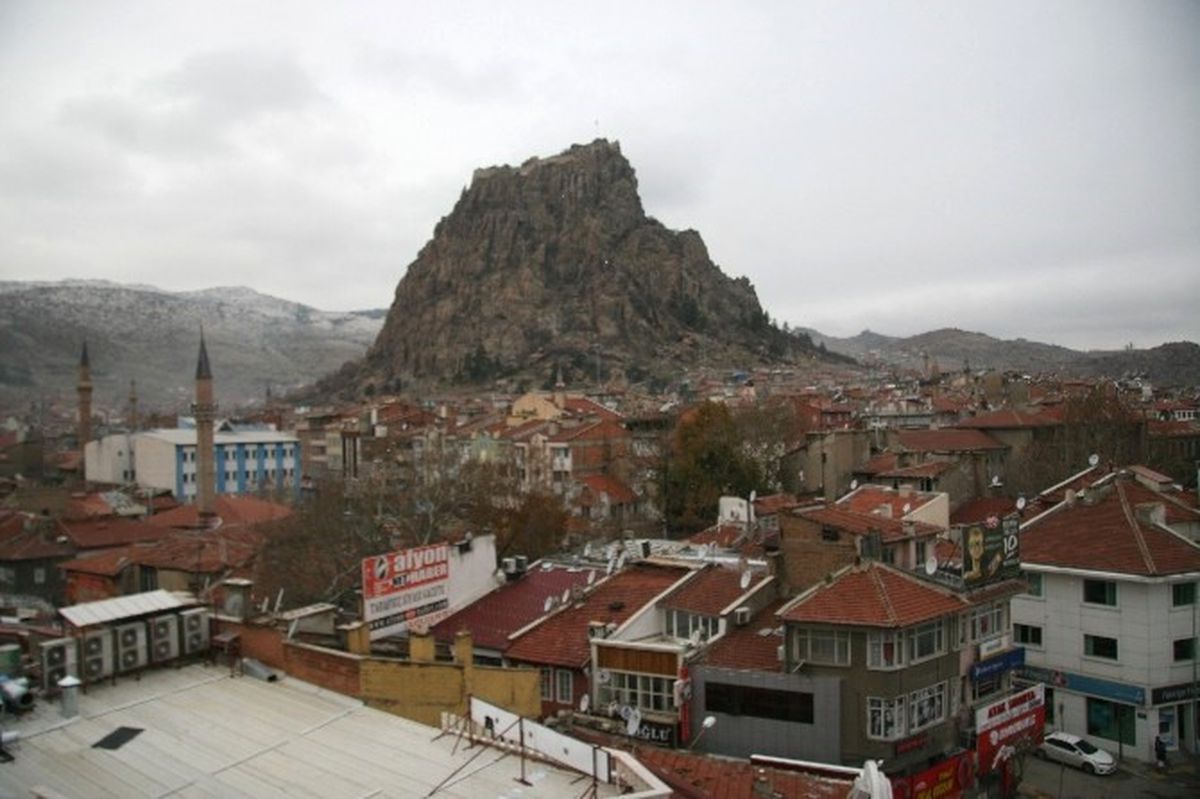 Afyonkarahisar\'a Yılın İlk Karı Düştü