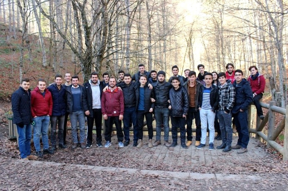 Akademik Lise Öğrencilerine Doğa Gezisi Düzenlendi