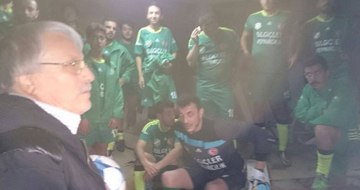 Amatör Kümede Rakip Takım Dayak Yememek İçin Mahzene Saklandı