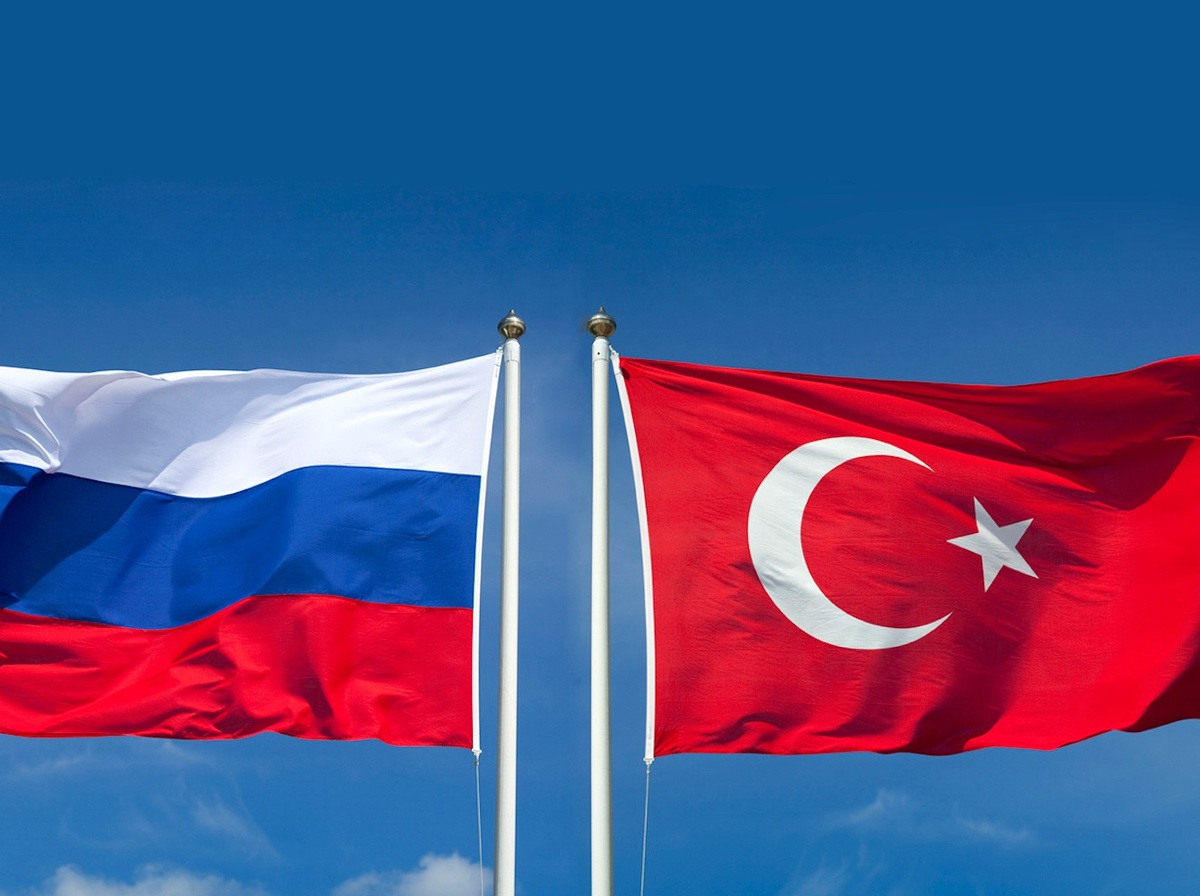 Antalya\'da 7. Rus ve Türk Dostluk Festivali