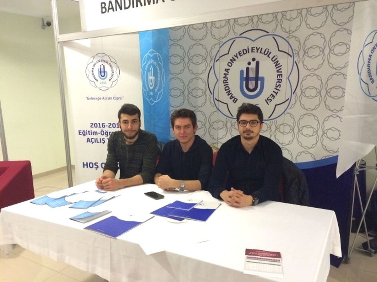 Balıkesir\'de Bandırma Üniversitesi Tanıtım Standı Açıldı