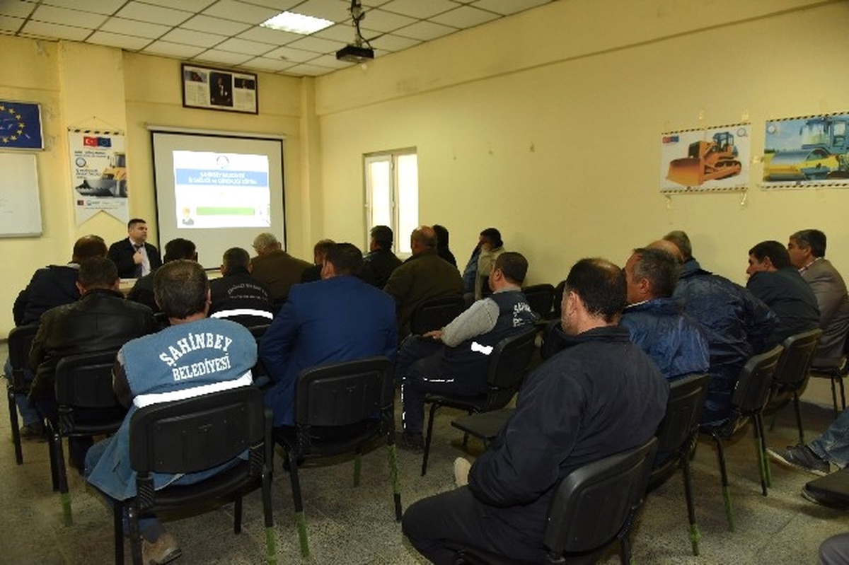 Belediye Personeline İş Sağlığı ve Güvenliği Eğitimi
