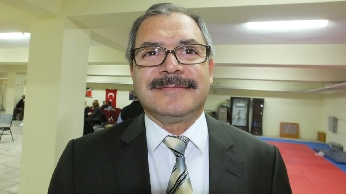 Burhaniye\' de Futbol Müsabakaları Başlıyor