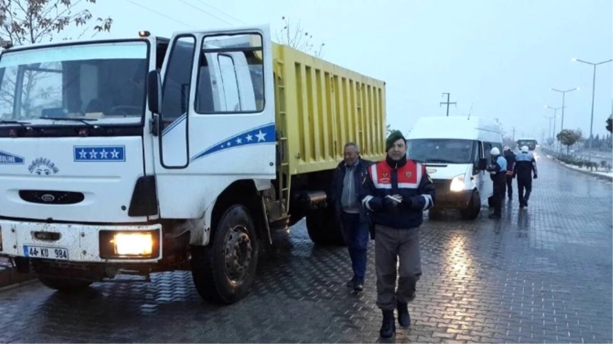 Büyükşehir Belediyesi ve Jandarmadan Kış Lastiği Denetimi