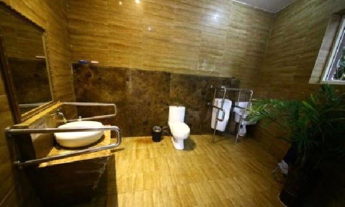 Çin\'de 5 Yıldızlı Umumi Tuvalet Açıldı