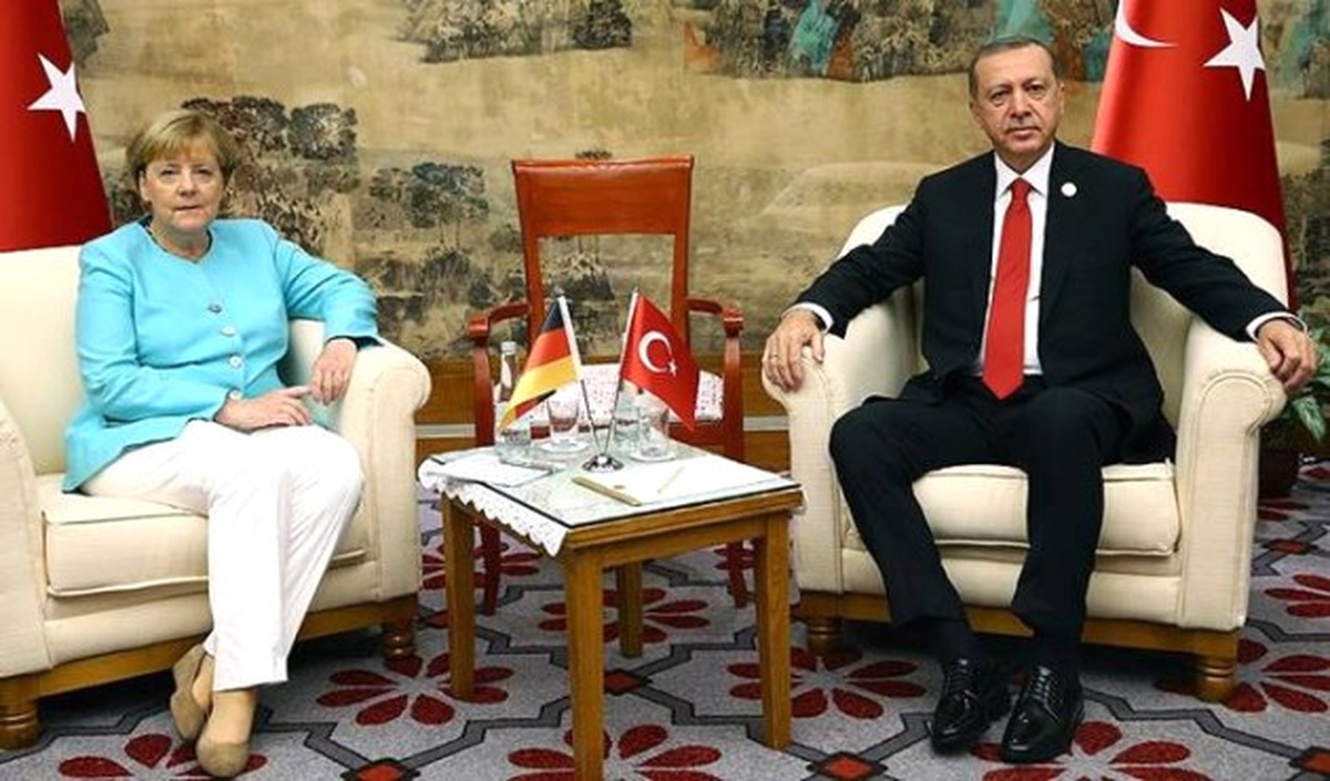 Cumhurbaşkanı Erdoğan ile Merkel Telefonda Görüştü